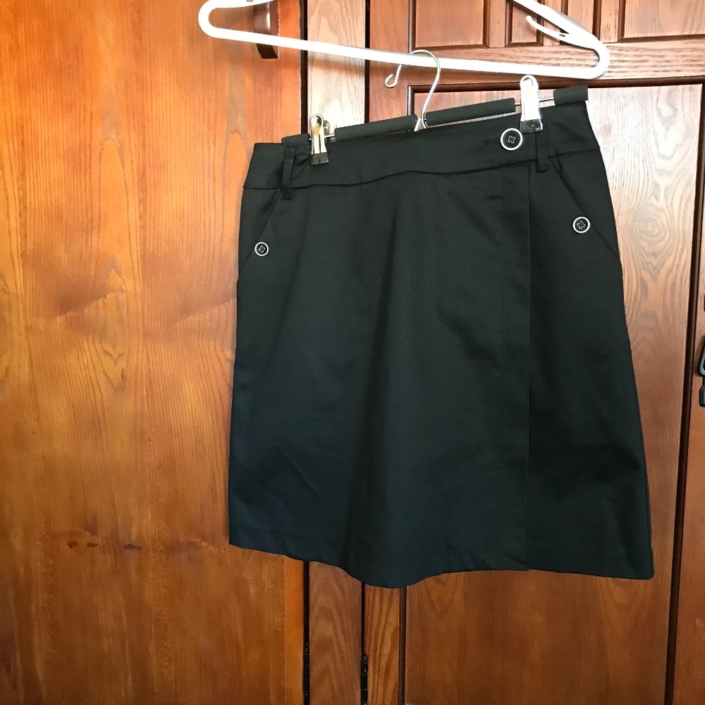 CCO NWOT Black Tribal Skort, Sz2.             19-28COT